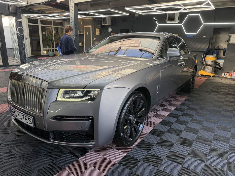 Vand Rolls Royce Ghost Space Gray!BeSpoke ,grila iluminata!
