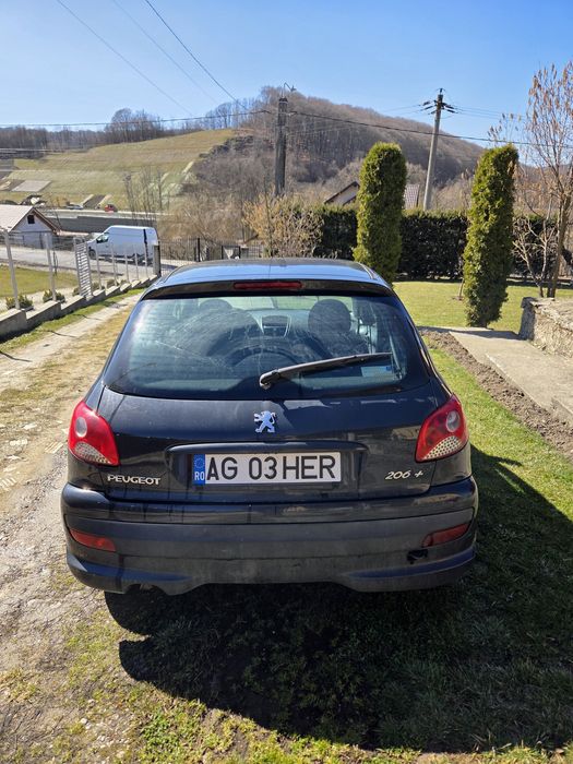 Se vinde ,Peugeot 206 plus