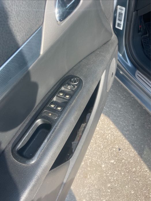 Peugeot 407 na chasti пежо 407 на части