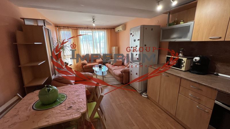 Дава се под наем Двустаен апартамент в Варна, Погреби - 60 кв.м за 459 € - Снимка #3