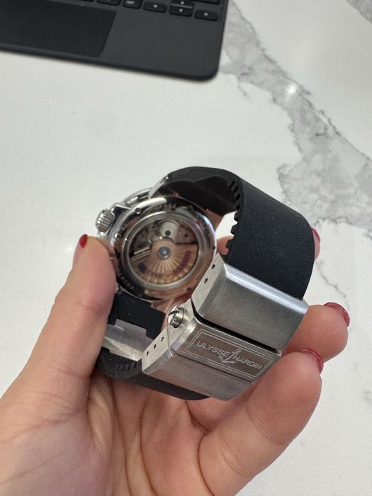 Мъжки Часовник като нов със сменена нова кайшка