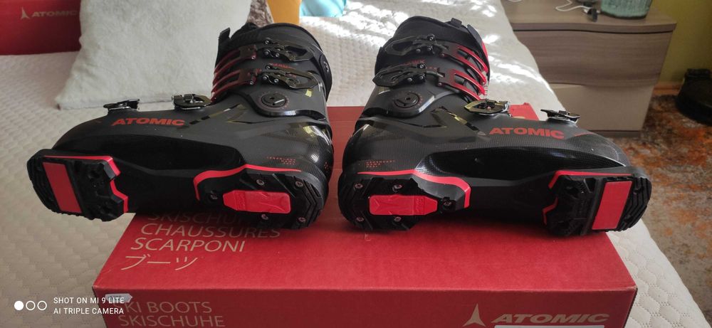 Clapari Ski Atomic 26/26'5 ca si noi 1000RON