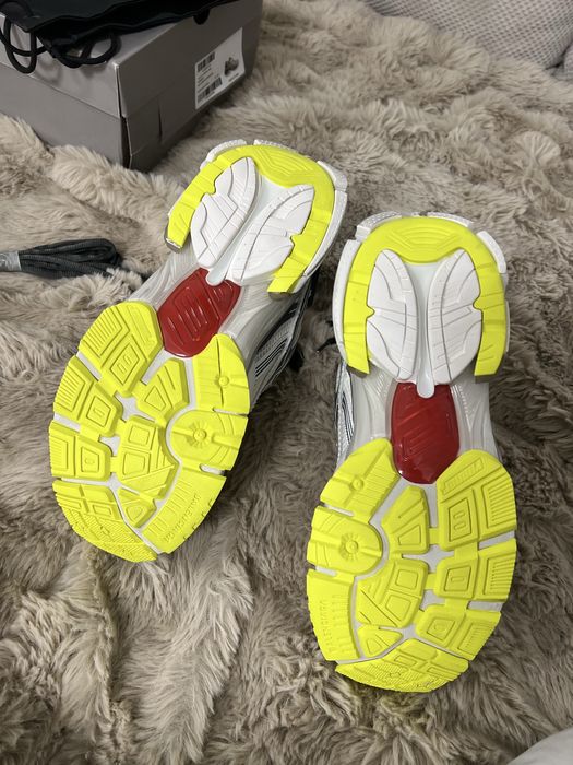 Balenciaga runner