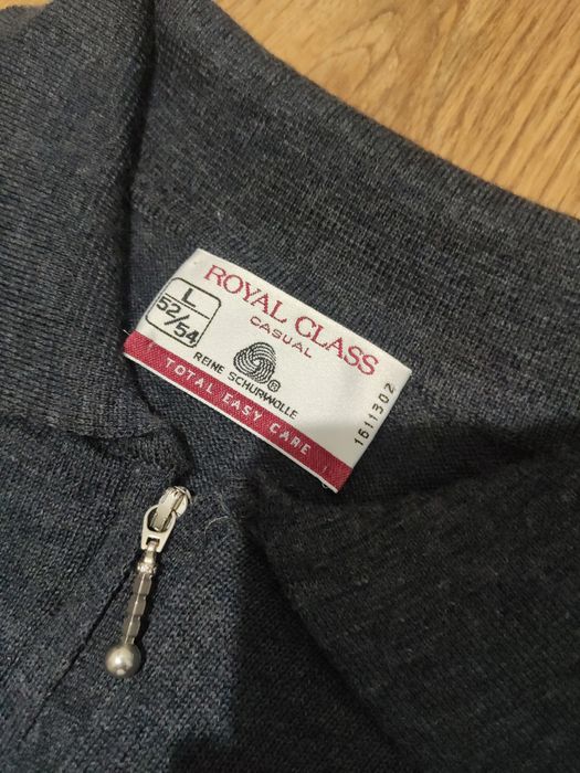 Pulover Royal Class din lână merino mărimea L 52/54