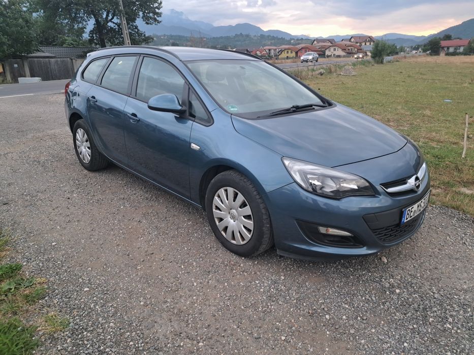 Opel Astra j 2013