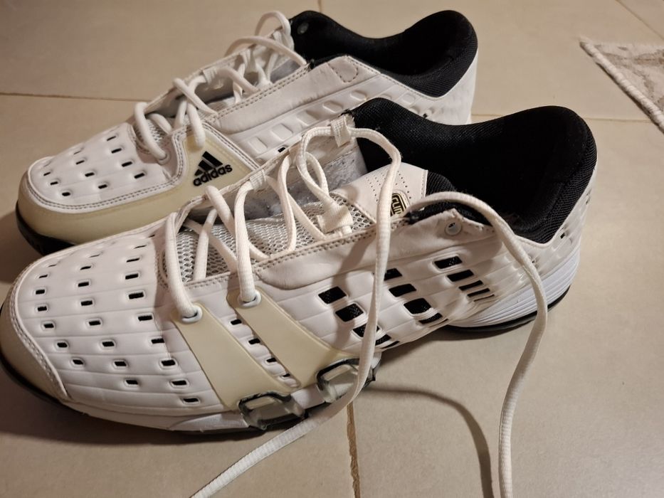 Маркови adidas.почти нови!