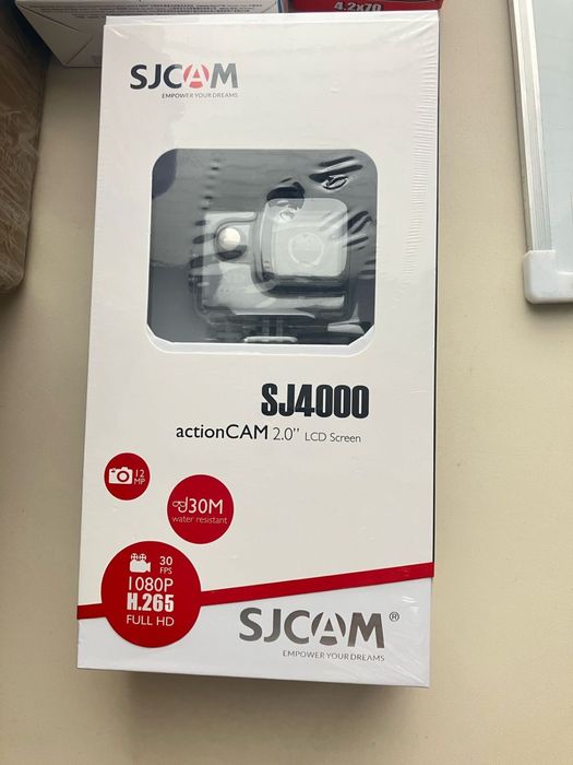 Экшен камера SJ4000