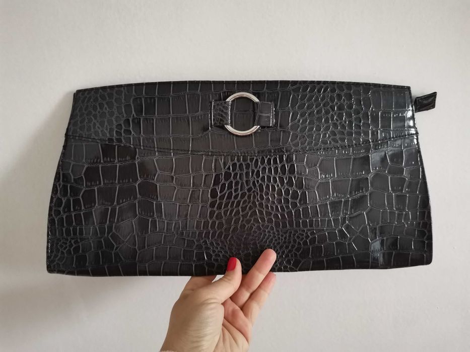 Чанти и несесери