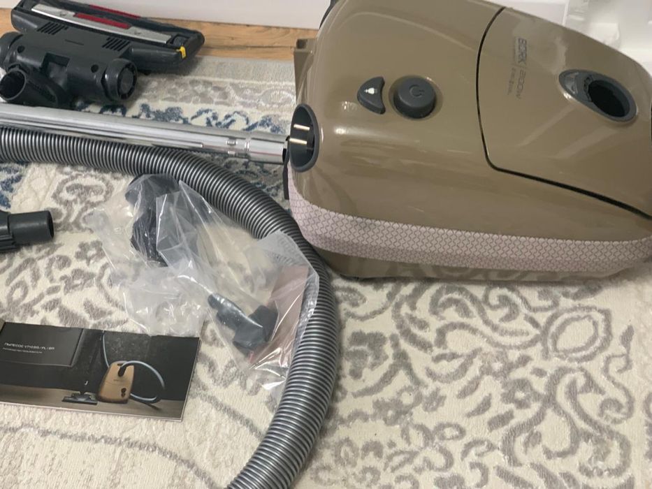 Пылесос Bork мощный, идеальный, продам срочно