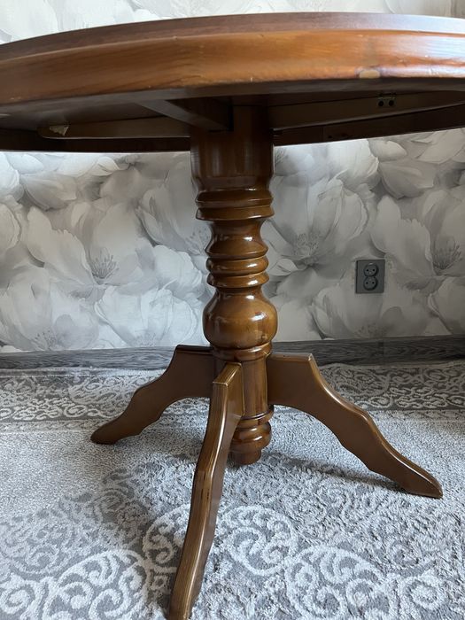 Стол круглый кухонный