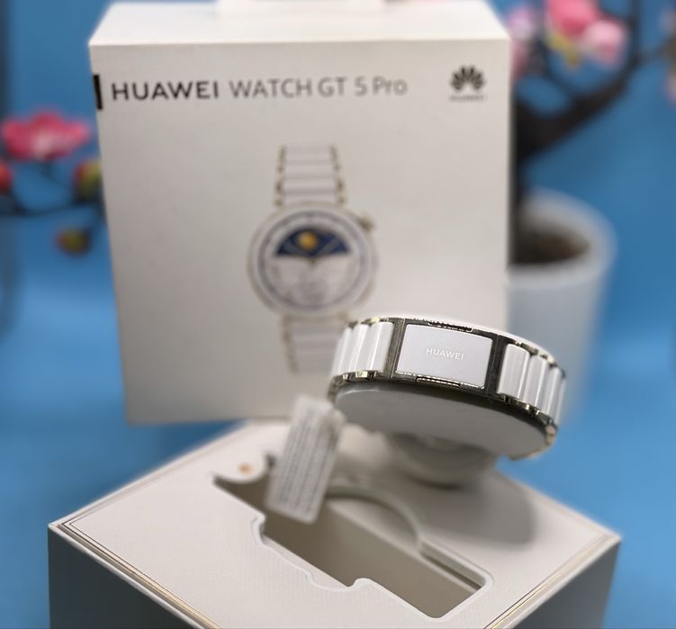 НОВ!!! Смарт часовник Huawei Watch GT 5 Pro, 42mm, White Ceramic