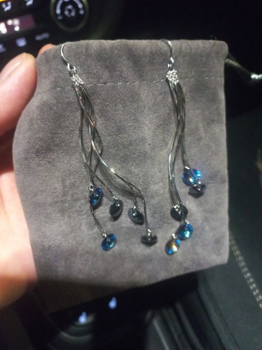 Күміс сырға сатылады