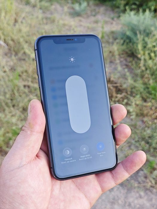 Iphone 11 256 gb. Bez imei