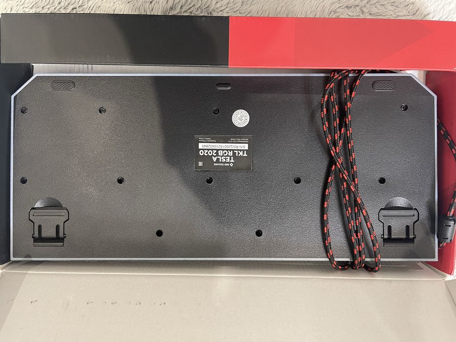Клавиатура TESLA TKL RGB
