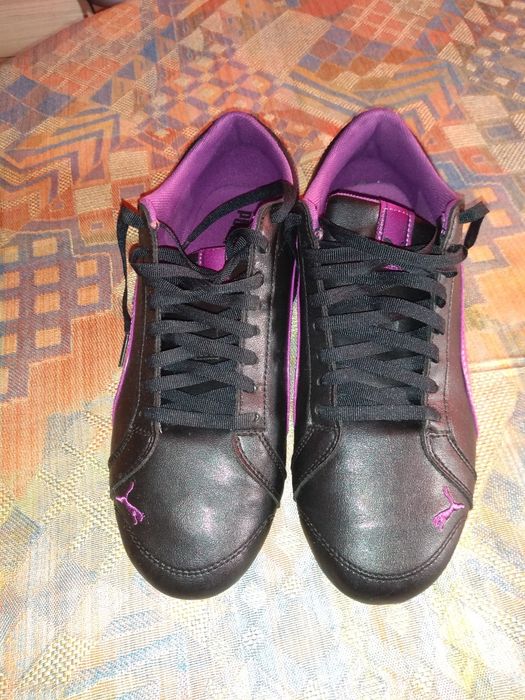 Обувки, за момчета и момичета. Спортни!