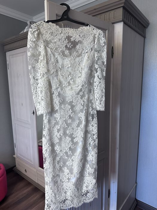 Элегантное платье