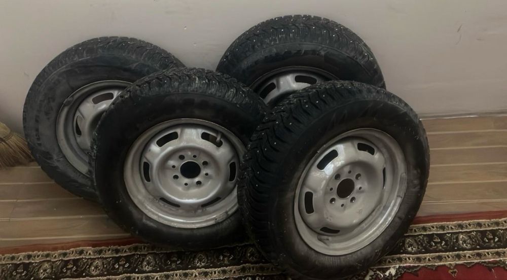 Колеса штампы резина шипы р13