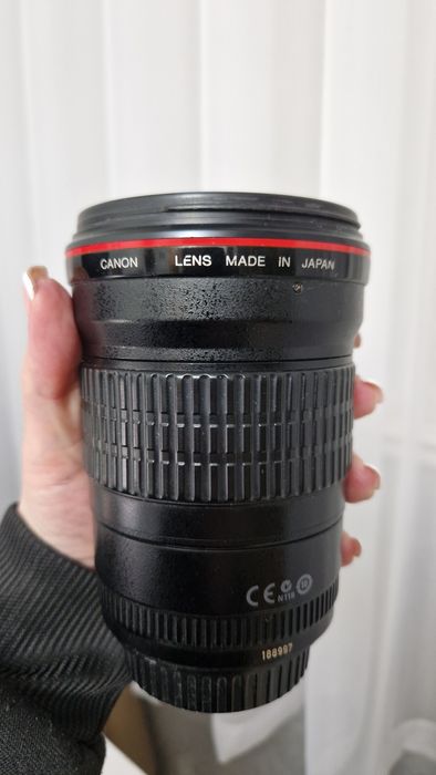 Canon 135 mm. L.