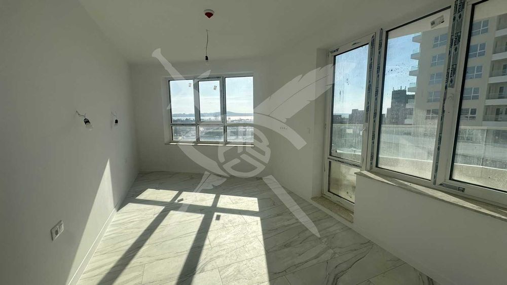 Продава се Двустаен апартамент в Бургас, Славейков - 78 кв.м за 1144 €/кв.м - Снимка #1