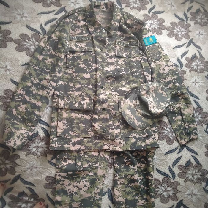 Продам форму для колледжа.