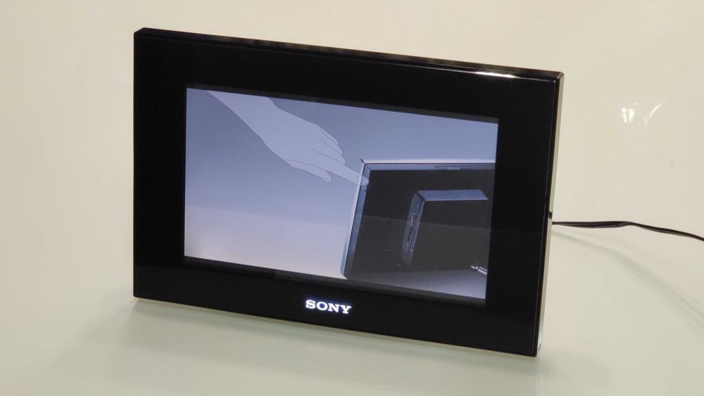 Фоторамка Sony S-Frame DPF-D70