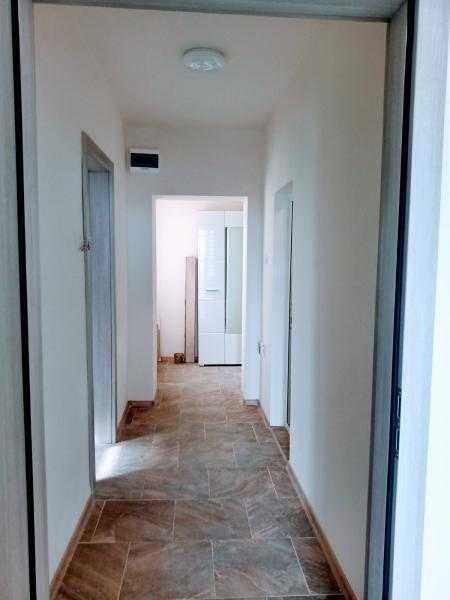 Дава се под наем Двустаен апартамент в Бургас, Славейков - 65 кв.м за 448.8 € - Снимка #8