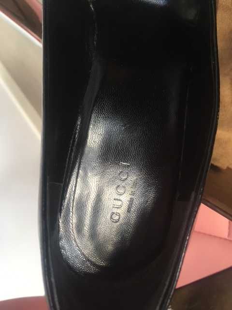 Черни, дамски етествена кожа обувки Gucci номер 40 C