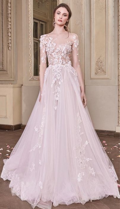 Vand Rochie NOUA de Mireasa Material Top Premium Marimea S