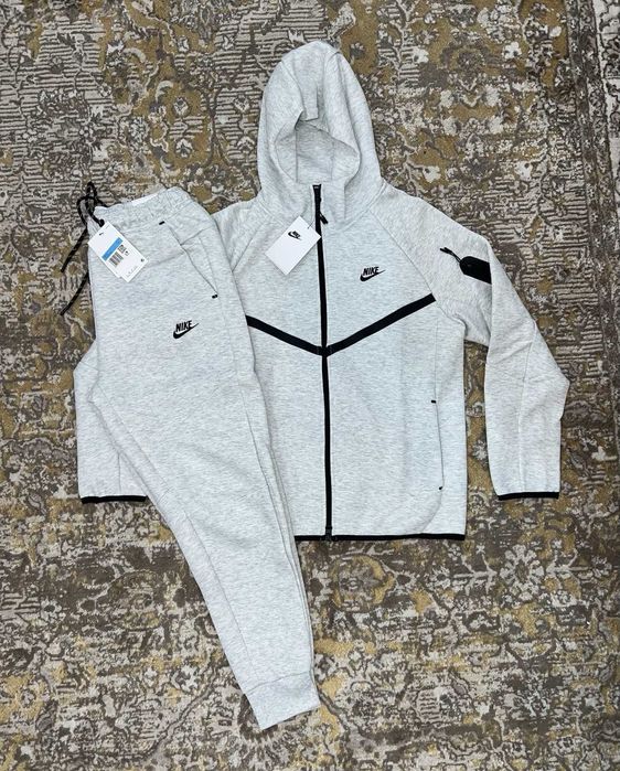#EDITIE LIMITATĂ# Nike Tech Fleece Full Gri - Verificare Colet
