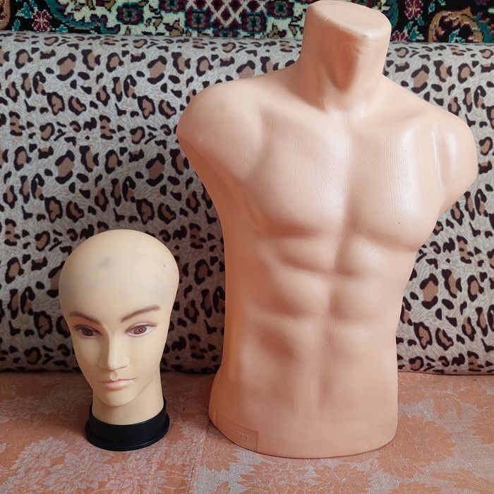 Продам головы манекена.