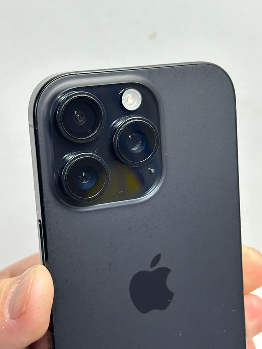 Продам Айфон 16 Про 128г