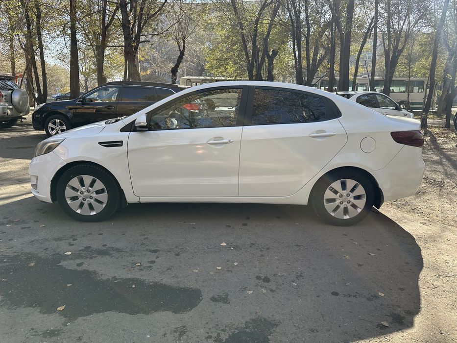 Продам авто kia rio
