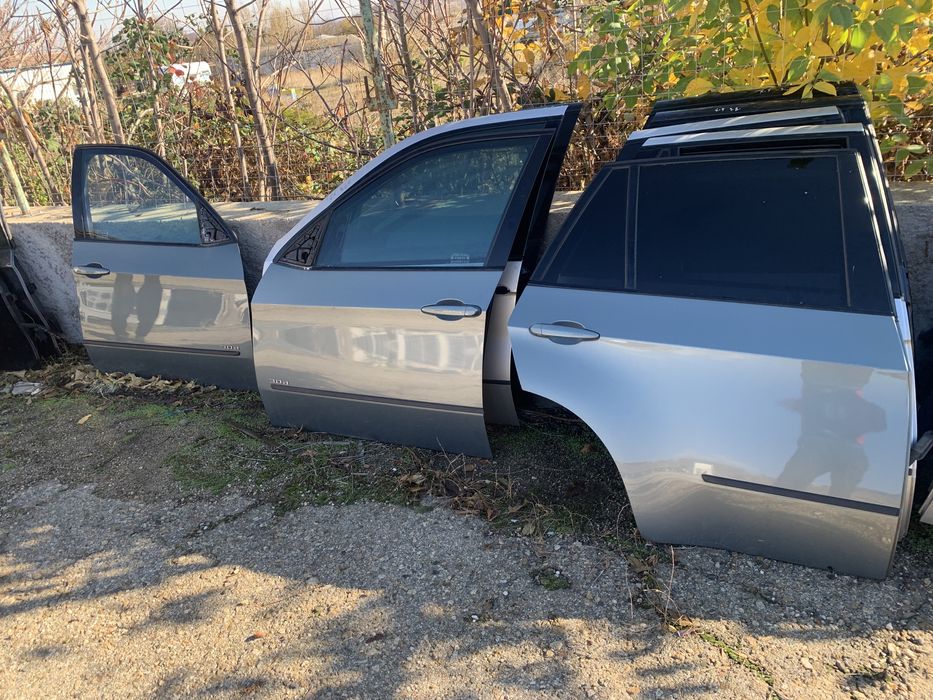 Продаваме врати за бмв х5 е70 bmw x5 e70