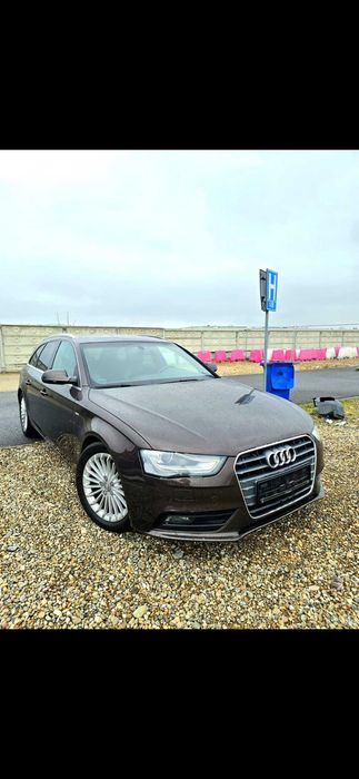 Audi A4 3×S-LINE