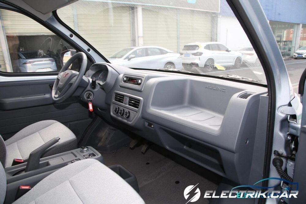 Продаётся Wuling Yangguang EV