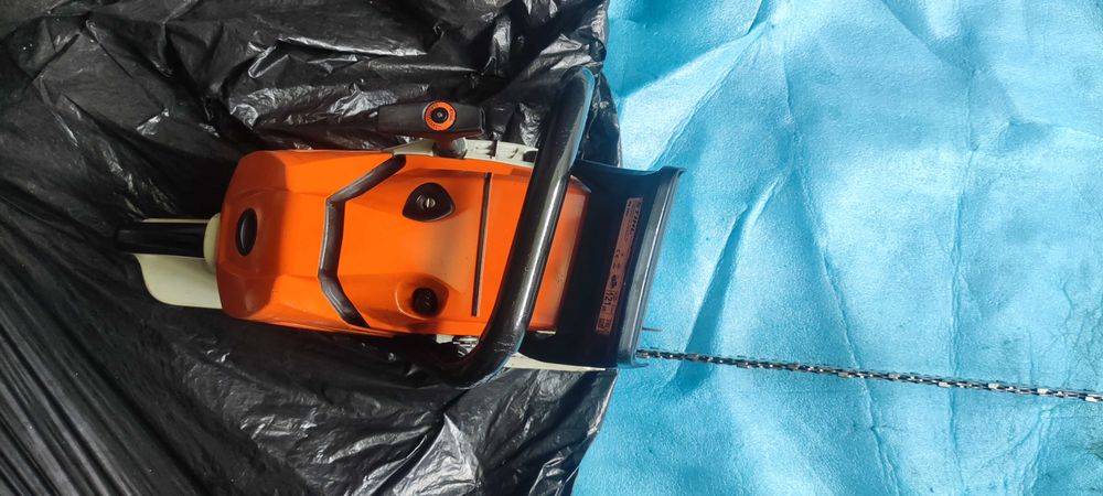 Vând Drujbă Stihl ms 500i ca Husqvarna Dolmar Solo Jonsered Makita Echo Maruyama Shindawa Partner Echo