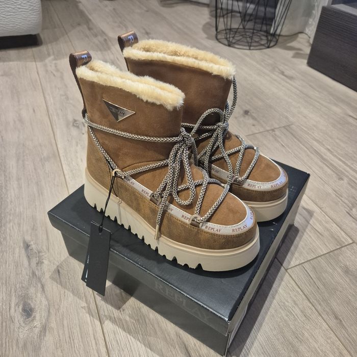 Дамски боти replay