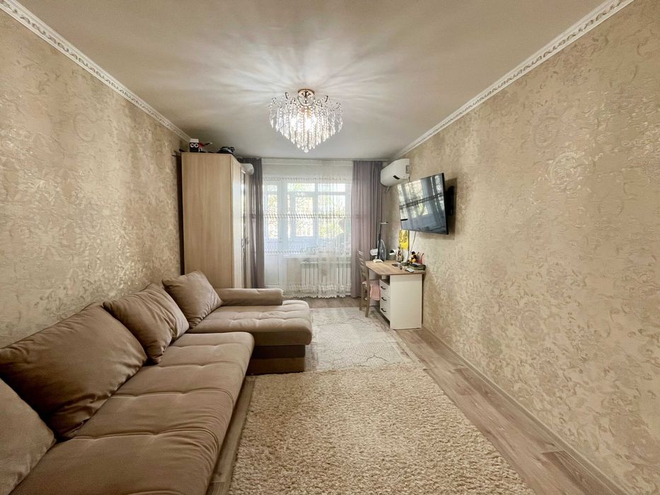 2-комнатная по Абая, 3 микрорайон ][