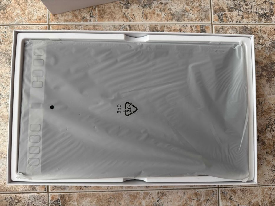 Графичен таблет HUION - Inspiroy 2 L, черен