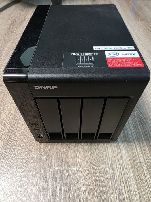 QNAP TS-451+ 8TB (4x2Tb)
