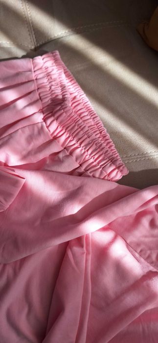 Пролетно/есенен екип. Нов, с етикет. Розов/ barbie. Размер S.