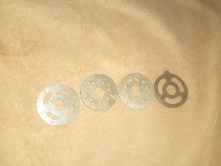 Продам решётки для мясорубки