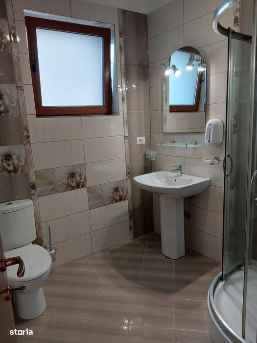 Inchiriez apartament 4 camere / SUPER LOCATIE / PIPERA - IANCU NICOLAE