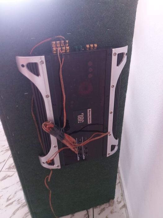 Уредба за кола/Озвучителна система за кола/ Тонколони за кола