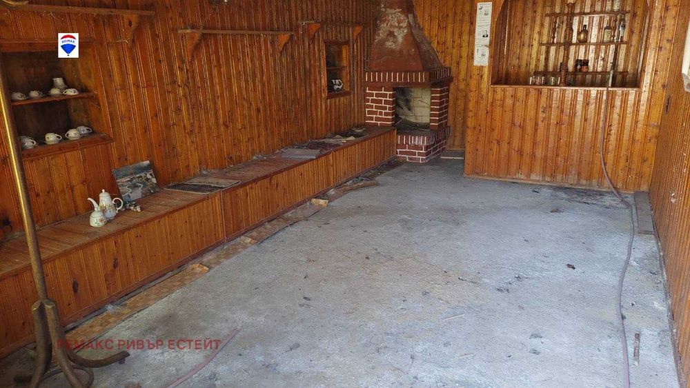 Къща за продажба в с. Червен