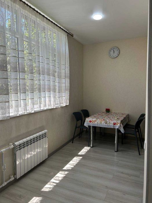 R10  Сдаётся квартира 2/2/4  р-н Мирзо Улугбекский