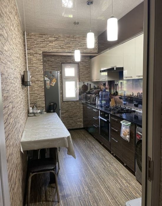 Мирабадский район. м. Ойбек. 4/5/9