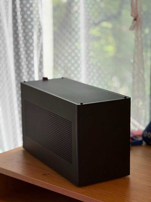 Carcasa mini ITX - Louqe Ghost S1 MK2 - Black (ASH)