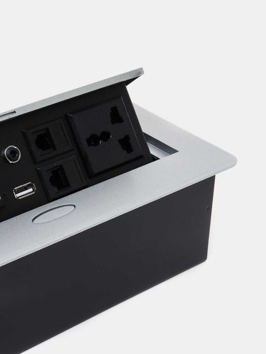 Напольная и мебель розетка | металлический лючок