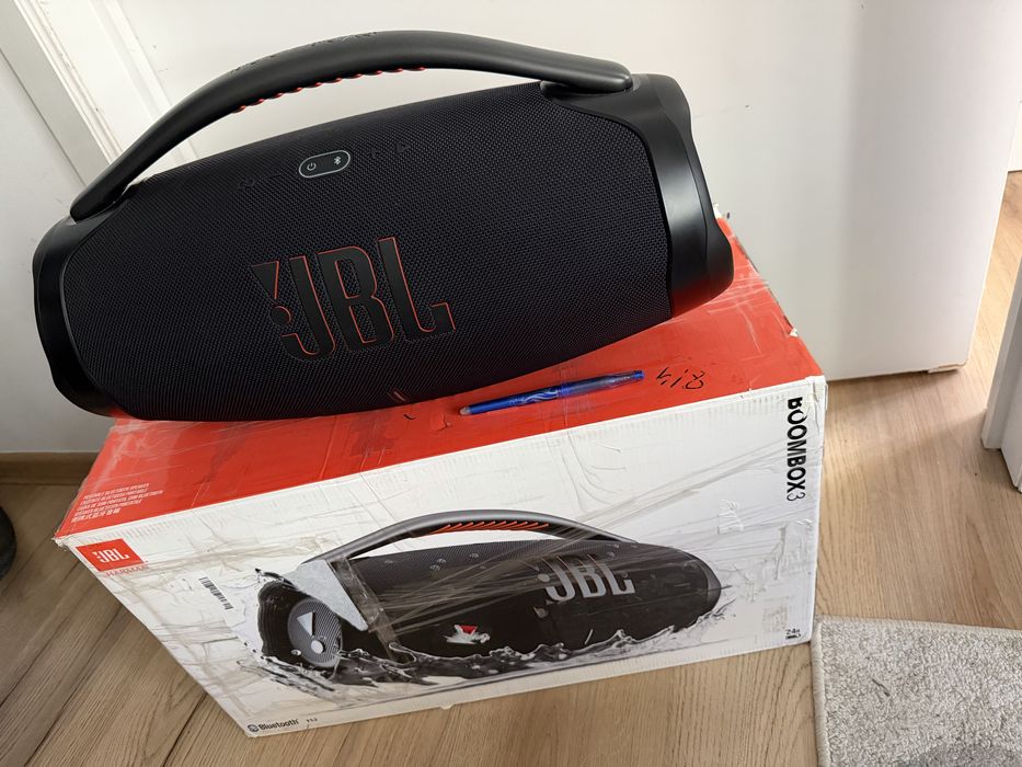 JBL boombox , in garantie, bluetooth